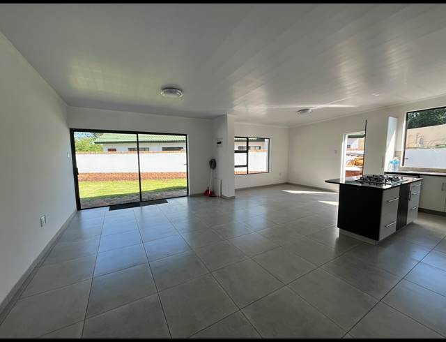 3 BEDROOM HOUSE TO LET IN DALVIEW